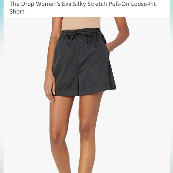 Silky stretch pull on short - Picture 1 of 4